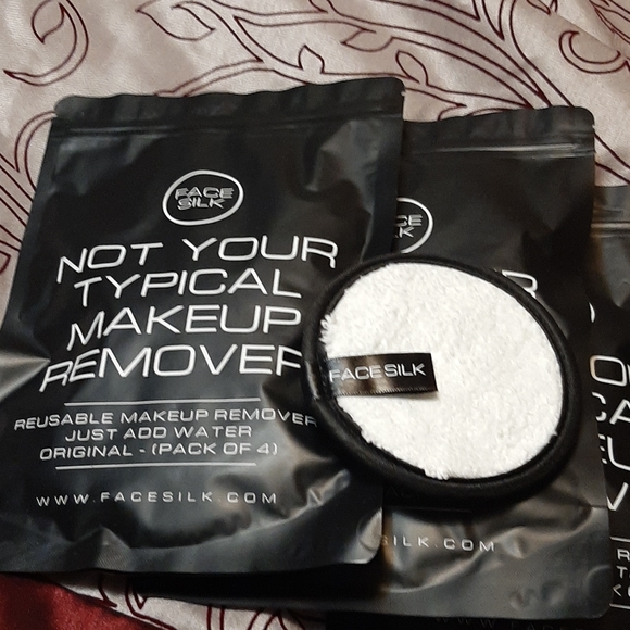 face silk makeup remover pads
